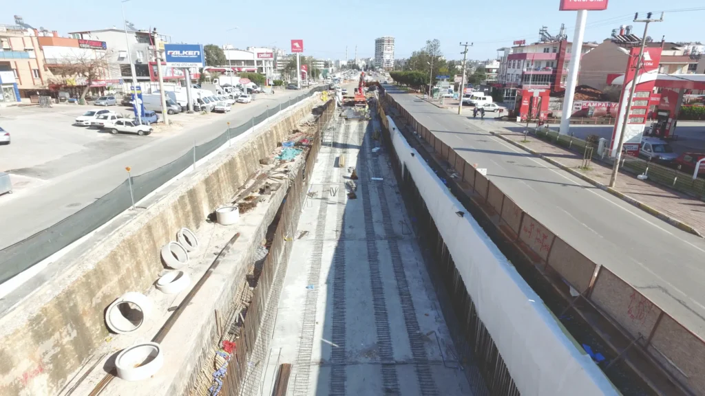 Antalya 3. Aşama Raylı Sistemler Sakarya Bulvarı Alt Geçidi Antalya 3. Aşama Raylı Sistemler Sakarya Bulvarı Alt Geçidi